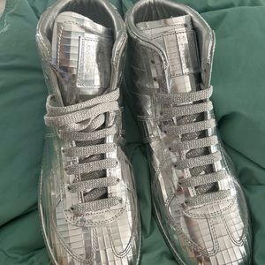 Madison Maralela-Paris sneakers- European size 40 narrow( American 9.5)